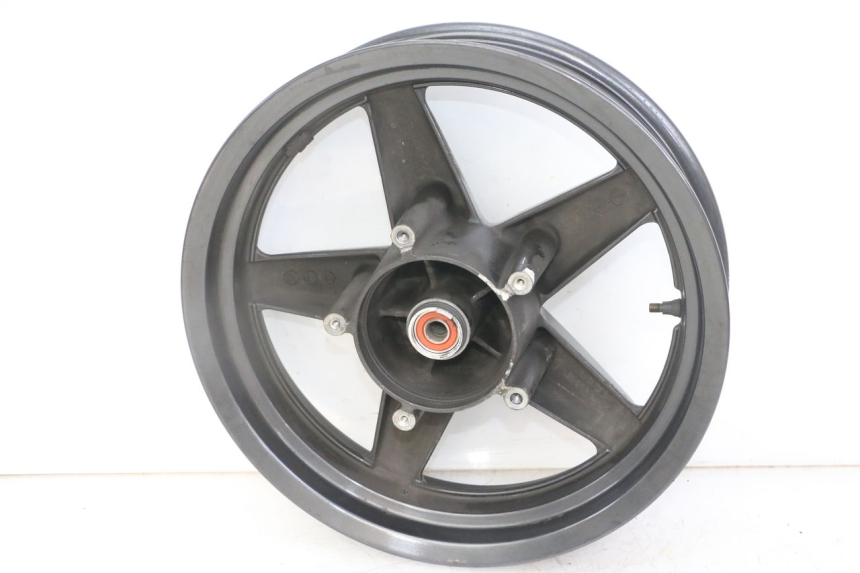 photo de FRONT WHEEL RIM YAMAHA X-MAX XMAX 125 (2010 - 2013) - Zoom on usage condition