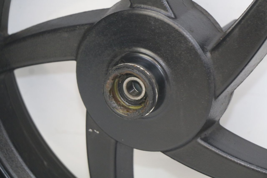 photo de FRONT WHEEL RIM SYM X-PRO 4T 50 (2014 - 2021) - Alternative perspective