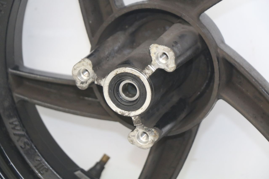 photo de FRONT WHEEL RIM SYM X-PRO 4T 50 (2014 - 2021) - Fixing points details