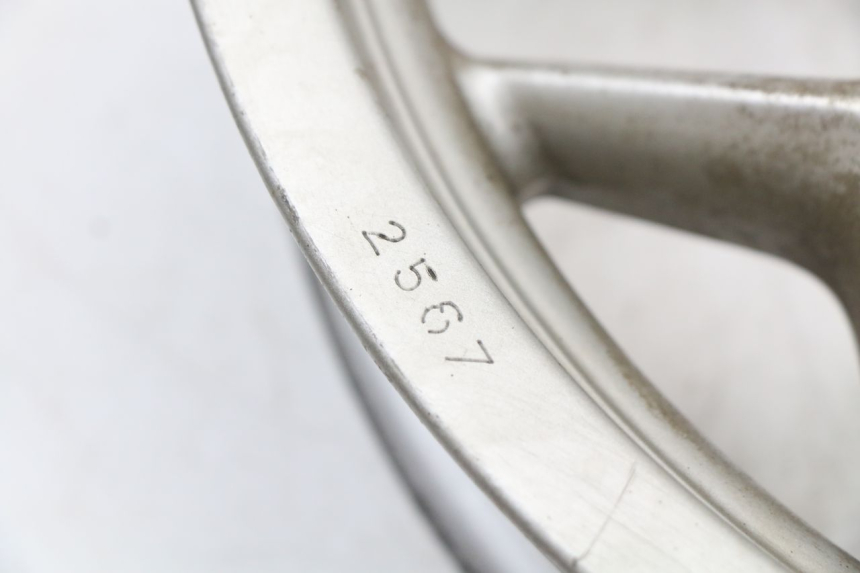 photo de FRONT WHEEL RIM PIAGGIO X10 125 (2012 - 2017) - Distinctive features