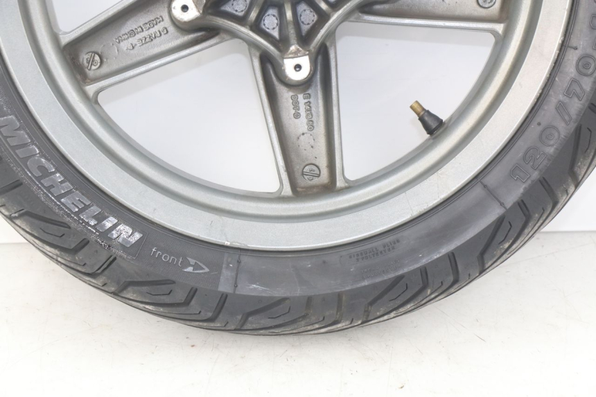 photo de FRONT WHEEL RIM PIAGGIO X7 125 (2007 - 2013) - Additional view of the item