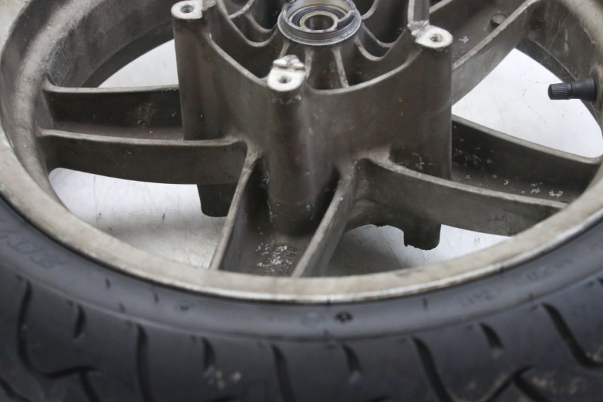 photo de FRONT WHEEL PIAGGIO X9 EVOLUTION 250 (2003 - 2007) - Fixing points details