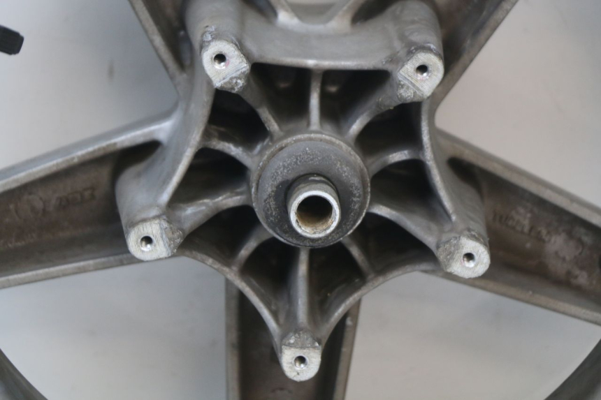 photo de FRONT WHEEL RIM PIAGGIO XEVO - X EVO 125 (2007 - 2017) - Surface and material condition