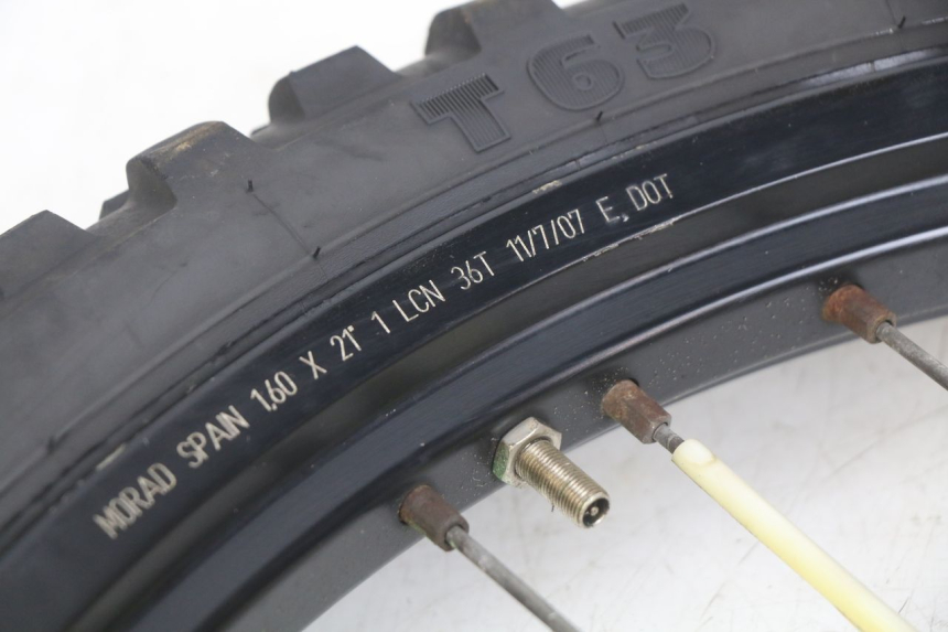 photo de FRONT WHEEL RIM PEUGEOT XP6 50 (2006 - 2011) - Surface and material condition