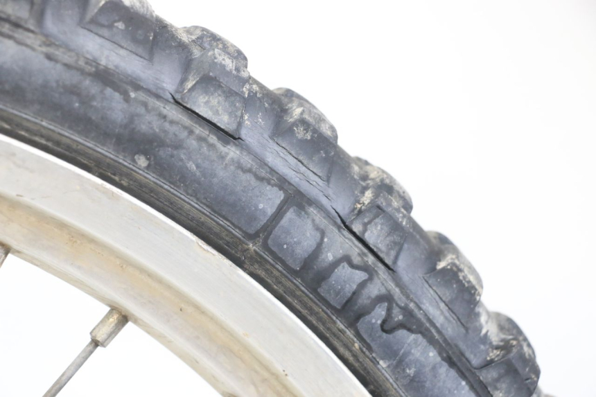photo de FRONT WHEEL RIM PEUGEOT XP6 50 (1997 - 2003) - Component detail