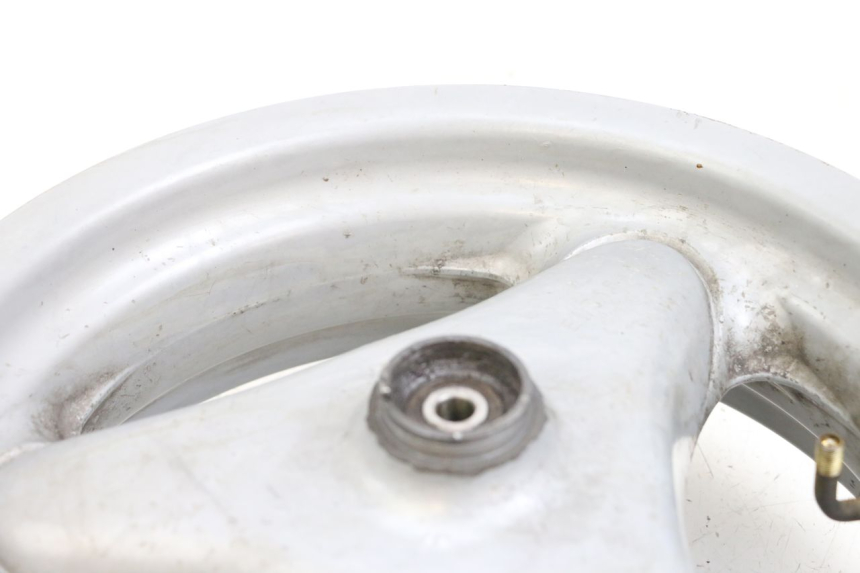 photo de FRONT RIM YAMAHA YN NEO'S 50 (1997 - 2004) - Distinctive features