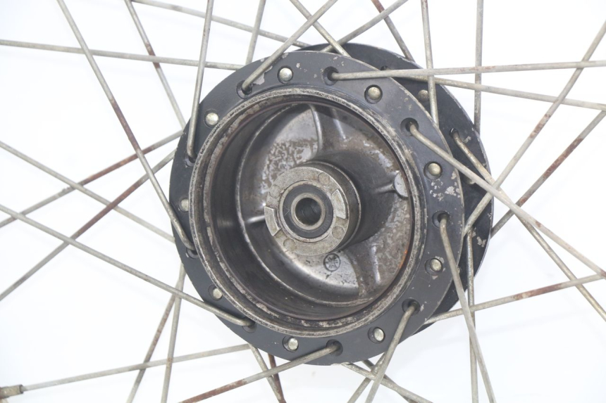 photo de FRONT WHEEL RIM YAMAHA YZ 80 (1982 - 1983) - Supplementary product photo