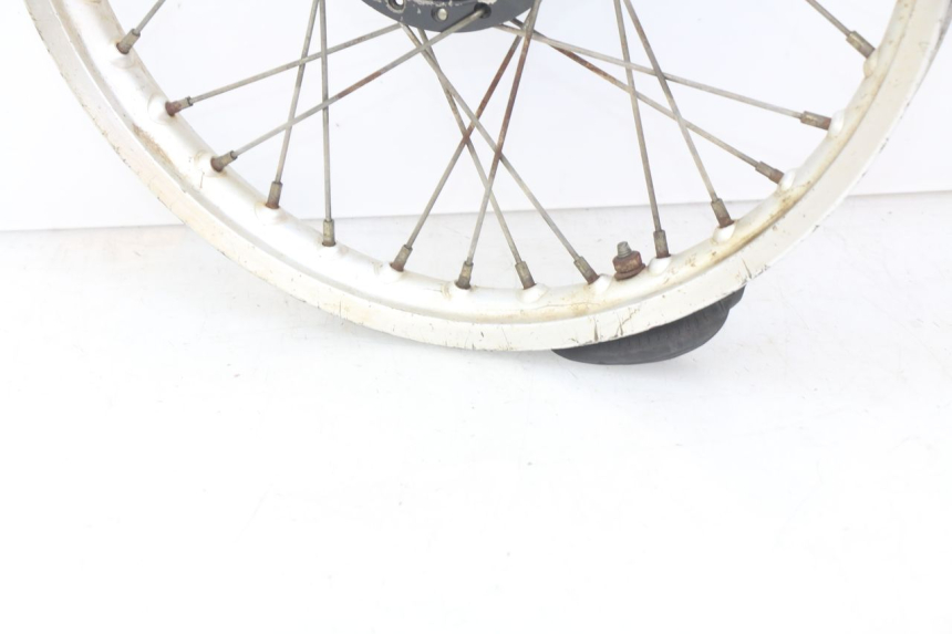 photo de FRONT WHEEL RIM YAMAHA YZ 80 (1982 - 1983) - Markings and original references