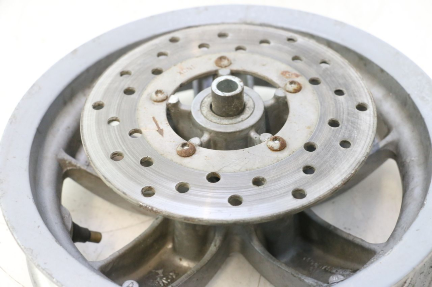 photo de FRONT RIM PIAGGIO ZIP 4T 50 (2006 - 2017) - Distinctive features