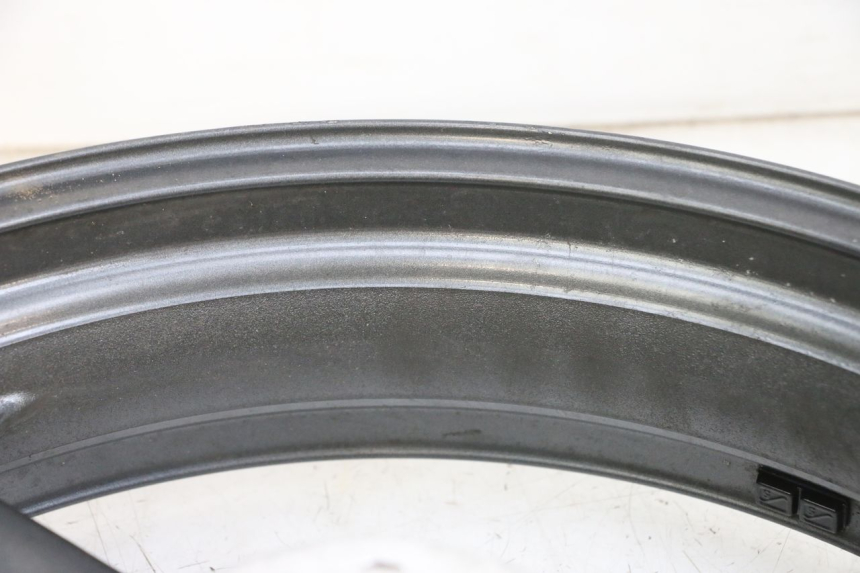 photo de FRONT RIM KAWASAKI ZR 7 750 (1999 - 2004) - Additional view of the item