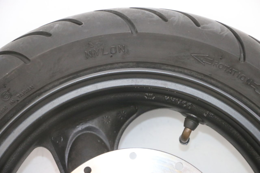 photo de FRONT RIM AND TIRE KYMCO AGILITY 4T 50 (2005 - 2018) - High-resolution close-up