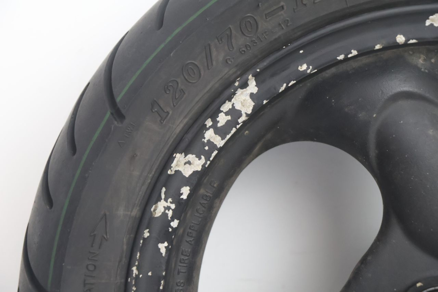 photo de FRONT RIM AND TIRE KYMCO AGILITY 4T 50 (2005 - 2018) - Alternative perspective