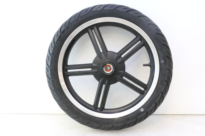 photo de FRONT RIM AND TIRE KYMCO AGILITY CITY 16P 125 (2015 - 2024) - Main view