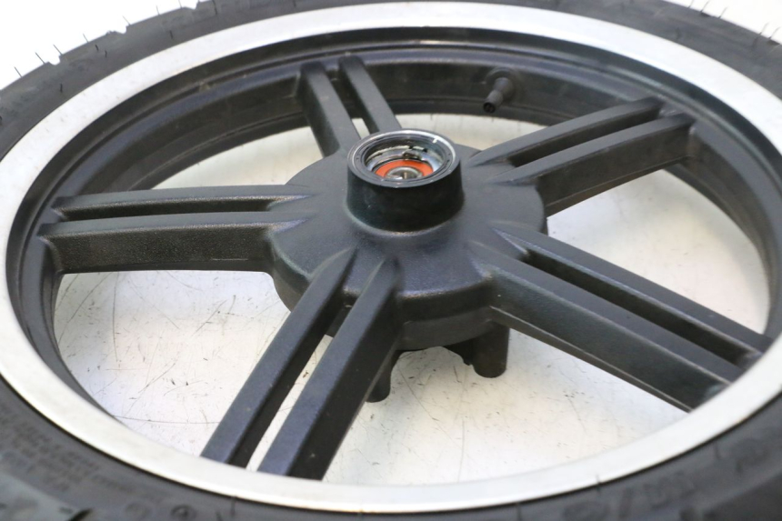 photo de FRONT RIM AND TIRE KYMCO AGILITY CITY 16P 125 (2015 - 2024) - Additional view of the item
