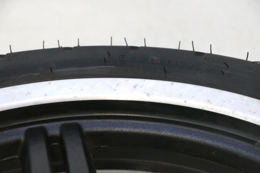 photo de FRONT RIM AND TIRE KYMCO AGILITY CITY 16P 125 (2015 - 2024) - Focus on structure
