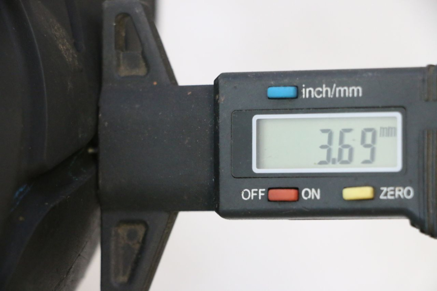 photo de FRONT RIM AND TIRE KYMCO AGILITY CITY 16P 125 (2015 - 2024) - Alternative angle