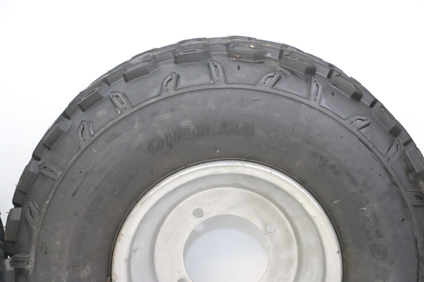 photo de FRONT RIM AND TIRE ANGELL ENFANT 1 - Additional view of the item