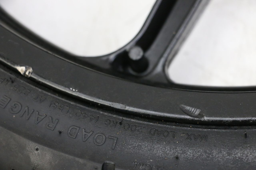 photo de FRONT RIM AND TIRE APRILIA RS 50 (1999 - 2005) - Component detail