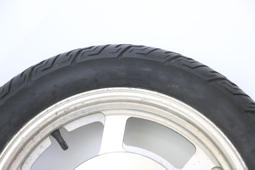 photo de FRONT RIM AND TIRE HYOSUNG GV AQUILA 125 (2000 - 2009) - Supplementary product photo