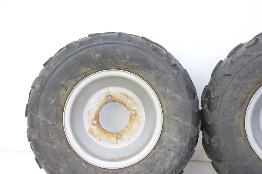 photo de FRONT RIM AND TIRE KEROX BAZOOKA 110 - Technical close-up