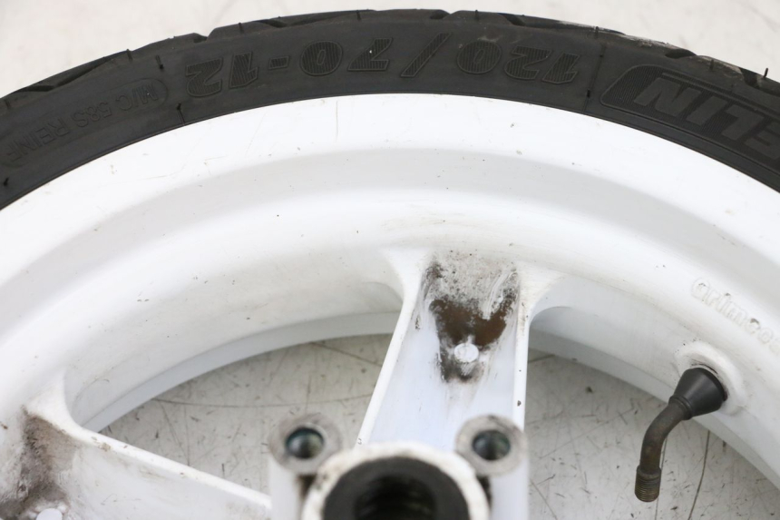 photo de FRONT RIM AND TIRE MBK BOOSTER SPIRIT NAKED 50 (2004 - 2017) - Surface and material condition