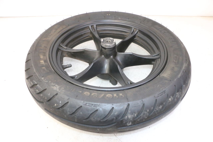 photo de FRONT RIM AND TIRE SUZUKI BURGMAN 125 (2007 - 2014) - Product overview