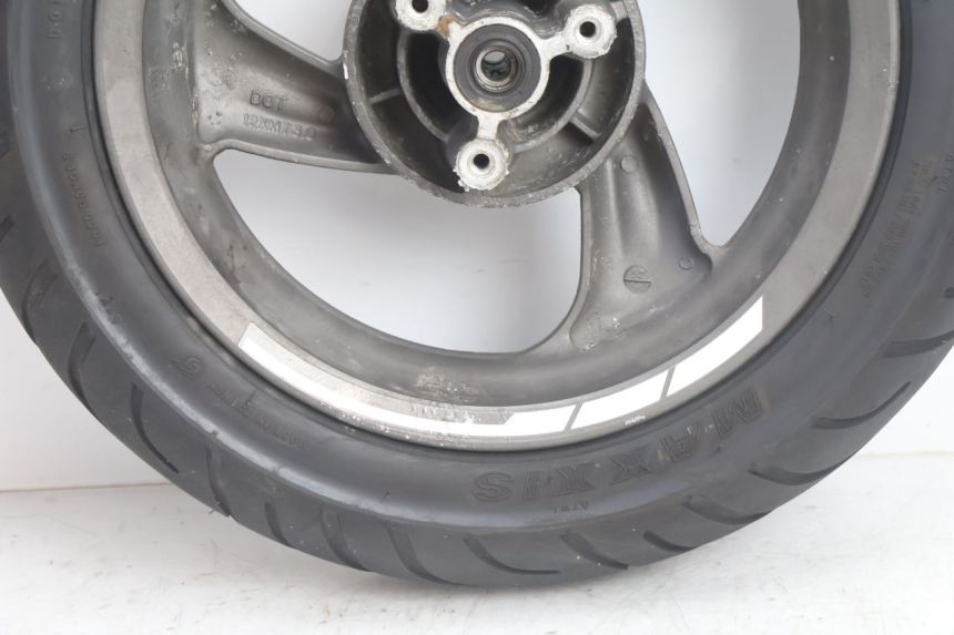 photo de FRONT RIM AND TIRE TGB CITY RS 50 (2011 - 2016) - Additional view of the item