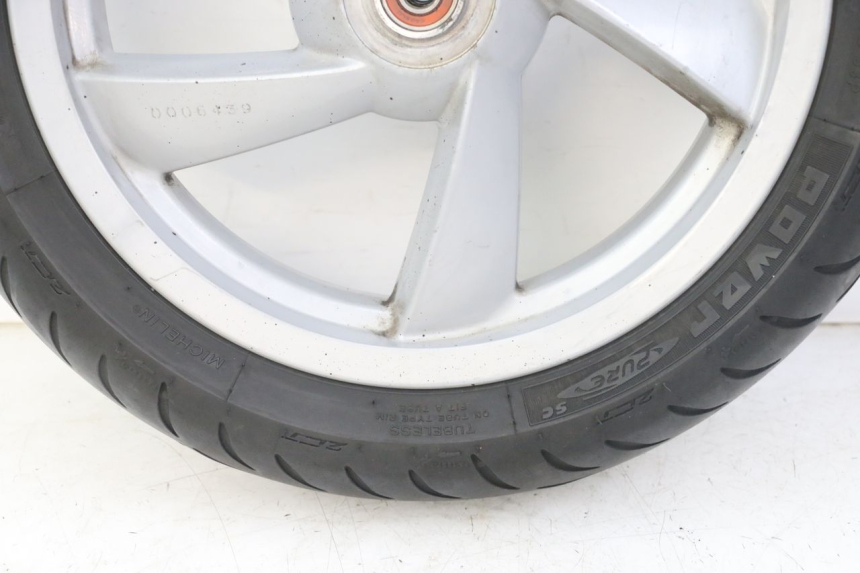 photo de FRONT RIM AND TIRE PEUGEOT CITYSTAR 50 (2013 - 2017) - Fixing points details