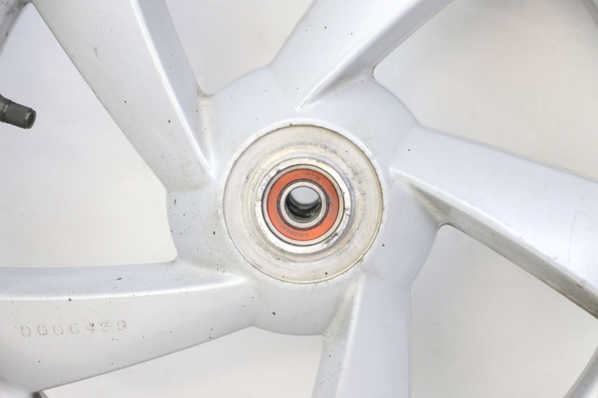 photo de FRONT RIM AND TIRE PEUGEOT CITYSTAR 50 (2013 - 2017) - Markings and original references