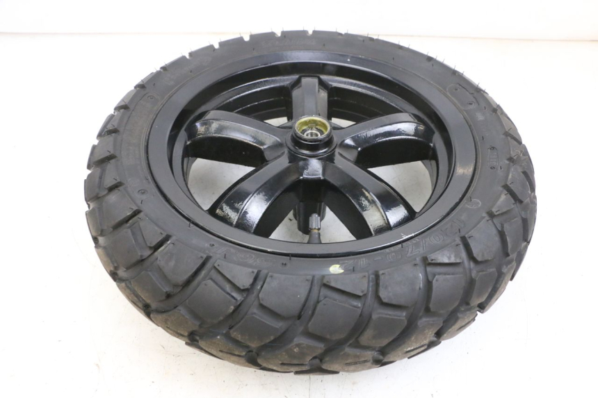 photo de FRONT RIM AND TIRE SYM CROX 4T 50 (2016 - 2023) - Technical close-up