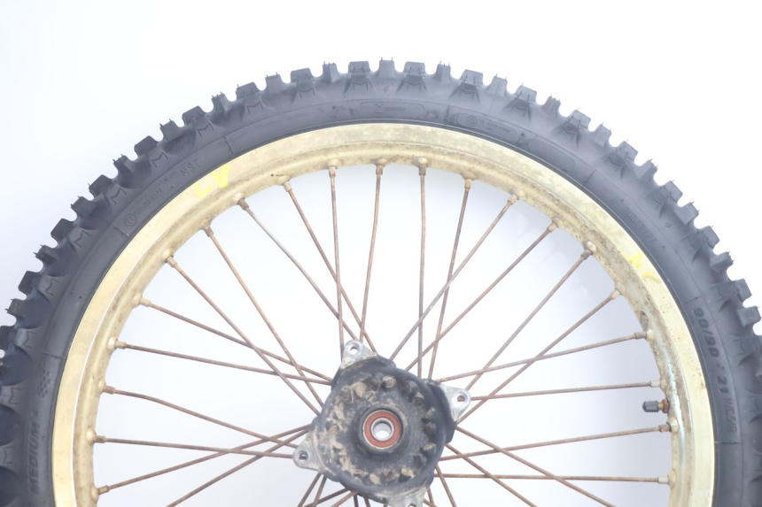photo de FRONT RIM AND TIRE SUZUKI DR S 600 (1985 - 1989) - Distinctive features