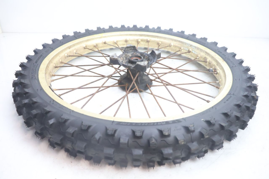 photo de FRONT RIM AND TIRE SUZUKI DR S 600 (1985 - 1989) - Used quality zoom