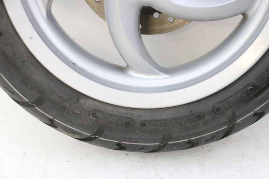 photo de FRONT RIM AND TIRE PIAGGIO FLY 2T 50 (2004 - 2017) - Additional view of the item