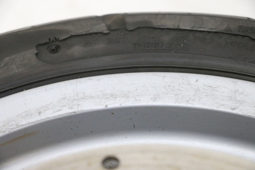 photo de FRONT RIM AND TIRE PIAGGIO FLY 2T 50 (2004 - 2017) - Surface and material condition
