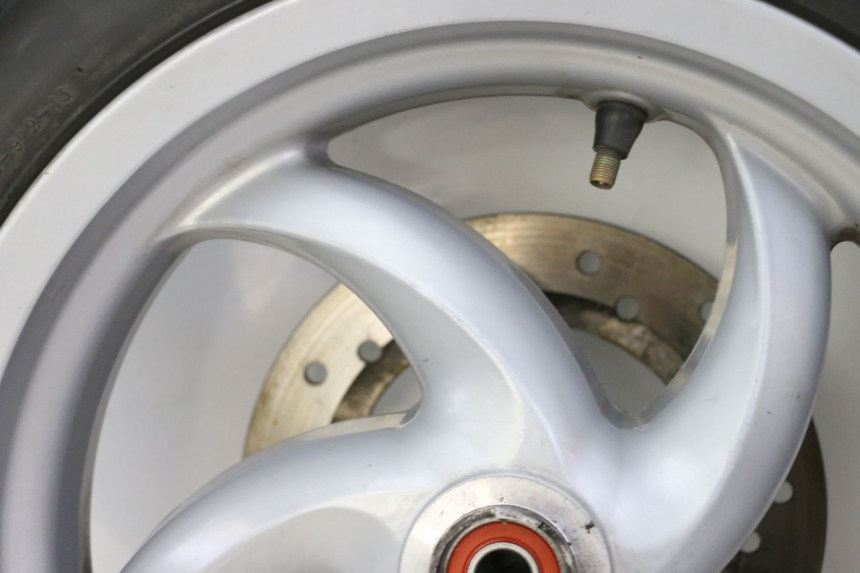 photo de FRONT RIM AND TIRE PIAGGIO FLY 2T 50 (2004 - 2017) - Checked used part