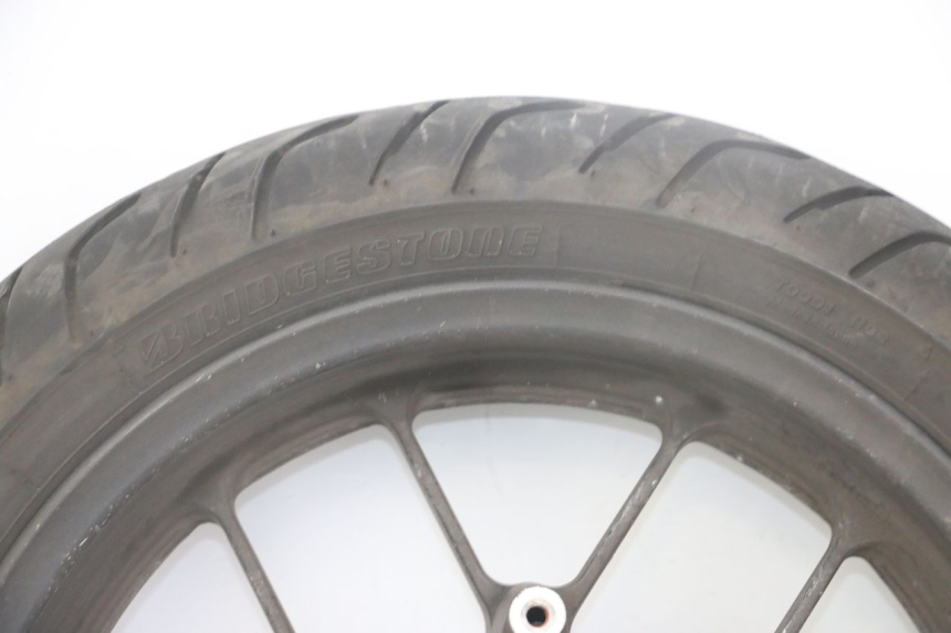 photo de FRONT RIM AND TIRE HONDA FORZA ABS 300 (2013 - 2017) - Focus on structure