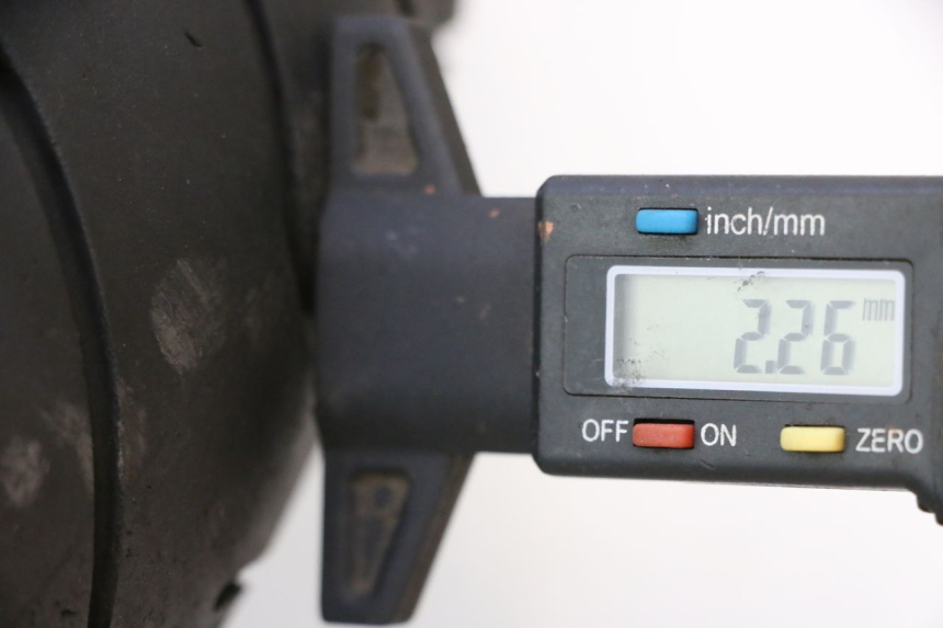 photo de FRONT RIM AND TIRE YAMAHA FZS FAZER 600 (2001 - 2003) - Component detail