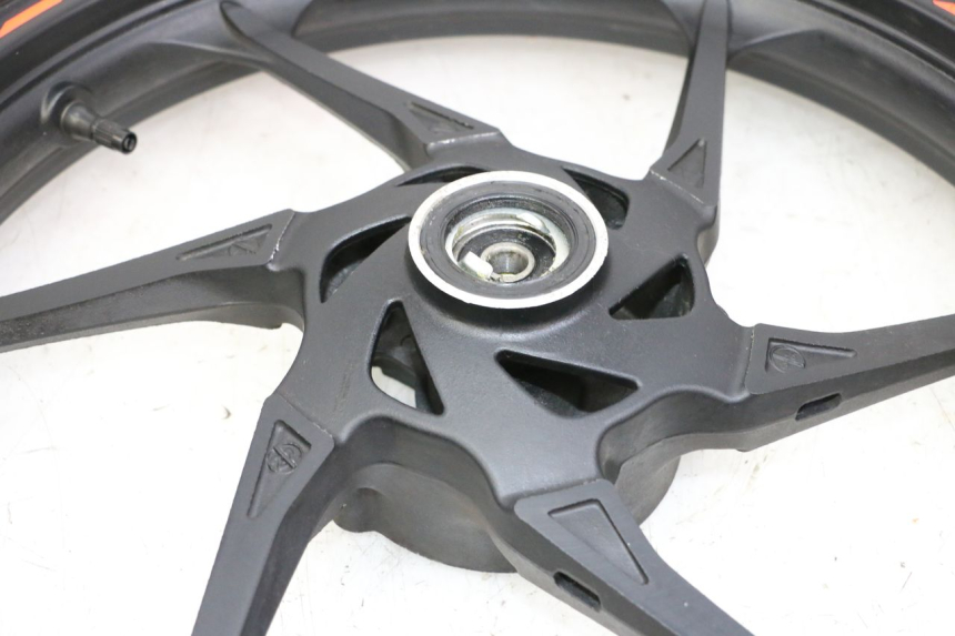 photo de FRONT RIM AND TIRE KIDEN KD125-G 125 (2018 - 2022) - Technical close-up