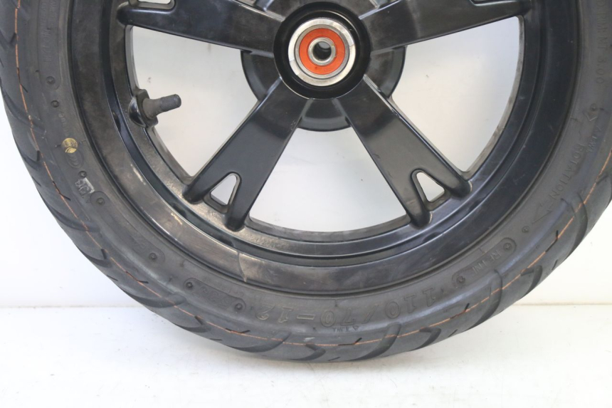 photo de FRONT RIM AND TIRE PEUGEOT KISBEE 4T 50 (2018 - 2022) - Alternative perspective