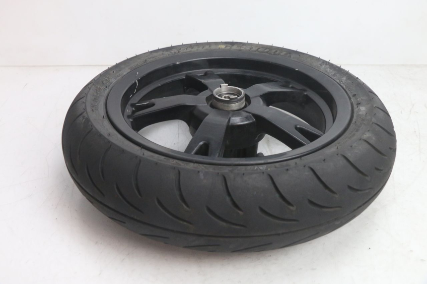 photo de FRONT RIM AND TIRE PEUGEOT KISBEE 4T 50 (2018 - 2022) - Technical close-up