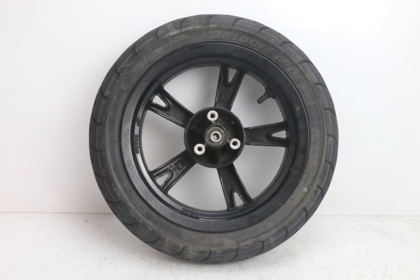 photo de FRONT RIM AND TIRE PEUGEOT KISBEE 4T 50 (2018 - 2022) - Fixing points details