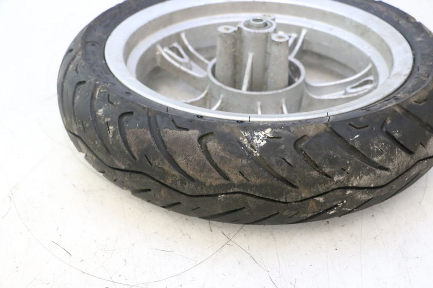photo de FRONT RIM AND TIRE PEUGEOT KISBEE 4T 50 (2010 - 2017) - Alternative perspective