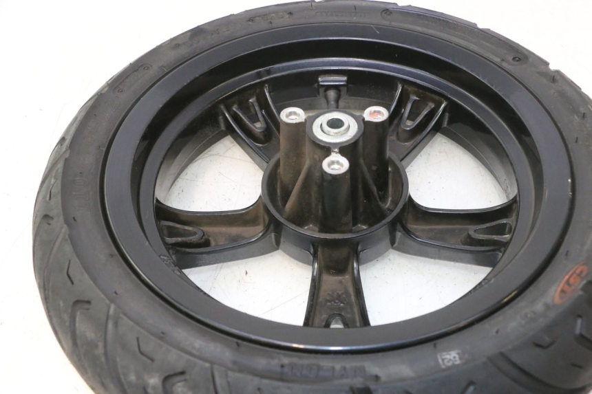 photo de FRONT RIM AND TIRE PEUGEOT KISBEE 4T 50 (2023 - 2026) - Component zoom