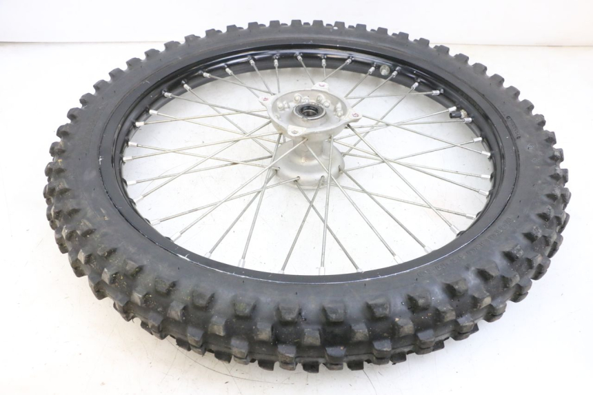 photo de FRONT RIM AND TIRE KAWASAKI KXF KX-F 250 (2017 - 2019) - Additional view of the item