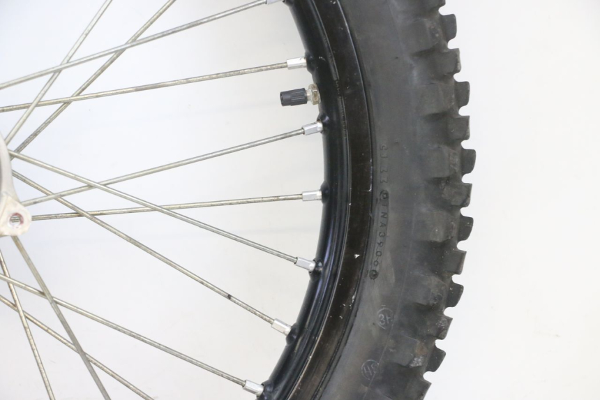 photo de FRONT RIM AND TIRE KAWASAKI KXF KX-F 250 (2017 - 2019) - Supplementary product photo