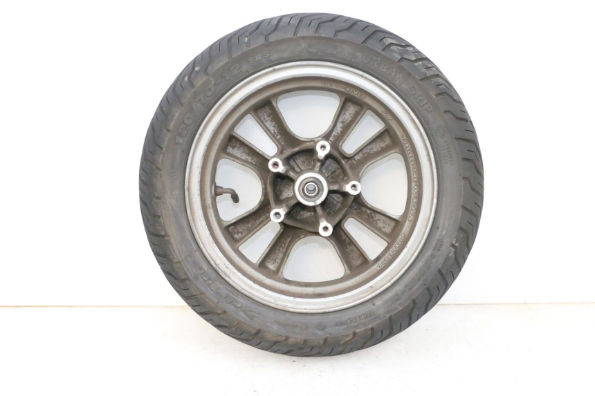photo de FRONT RIM AND TIRE KYMCO LIKE 125 (2009 - 2016) - Additional view of the item