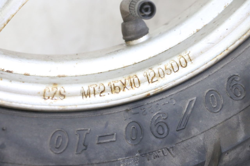 photo de FRONT RIM AND TIRE PEUGEOT LUDIX ONE 50 (2005 - 2008) - Zoom on usage condition