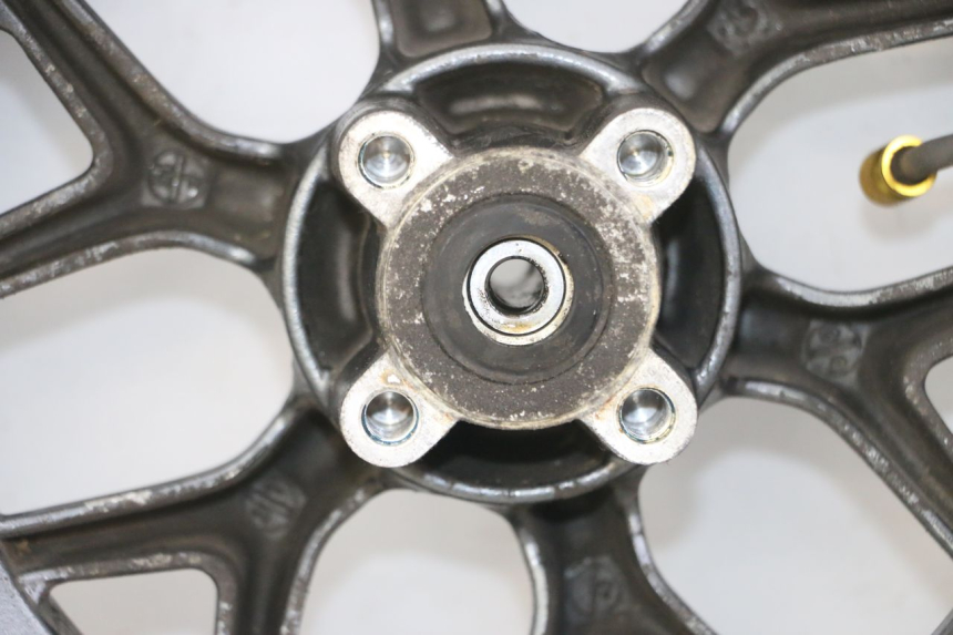 photo de FRONT RIM AND TIRE MBK BOOSTER SPIRIT NAKED 50 (2004 - 2017) - Checked used part