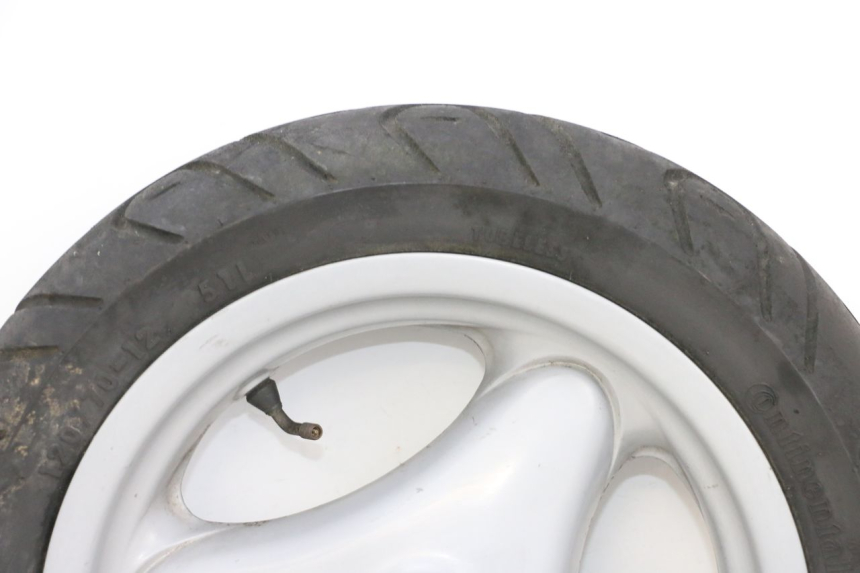 photo de FRONT RIM AND TIRE YAMAHA NEO'S NEOS 2T 50 (1998 - 2007) - High-resolution close-up