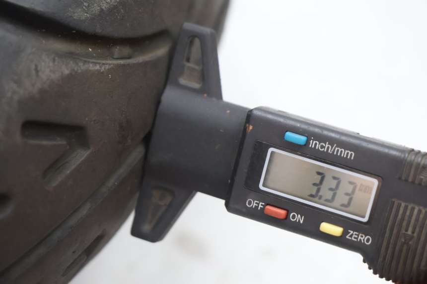 photo de FRONT RIM AND TIRE IMF INDUSTRIE NEW PACH 2T 50 (2014 - 2020) - Detailed visual inspection